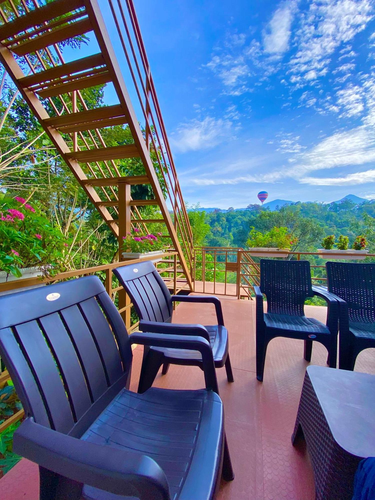 Munnar Bnb Bed & Breakfast Exterior photo